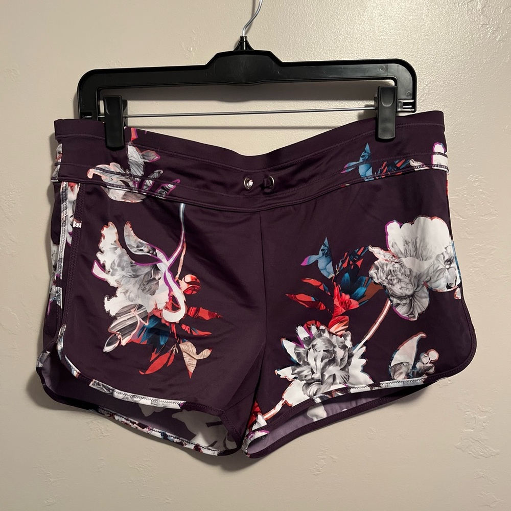 Athleta Purple Floral Women's Swim Shorts - Picture 3 of 12